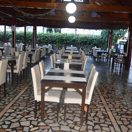 קמר Ares City Hotel מראה חיצוני תמונה