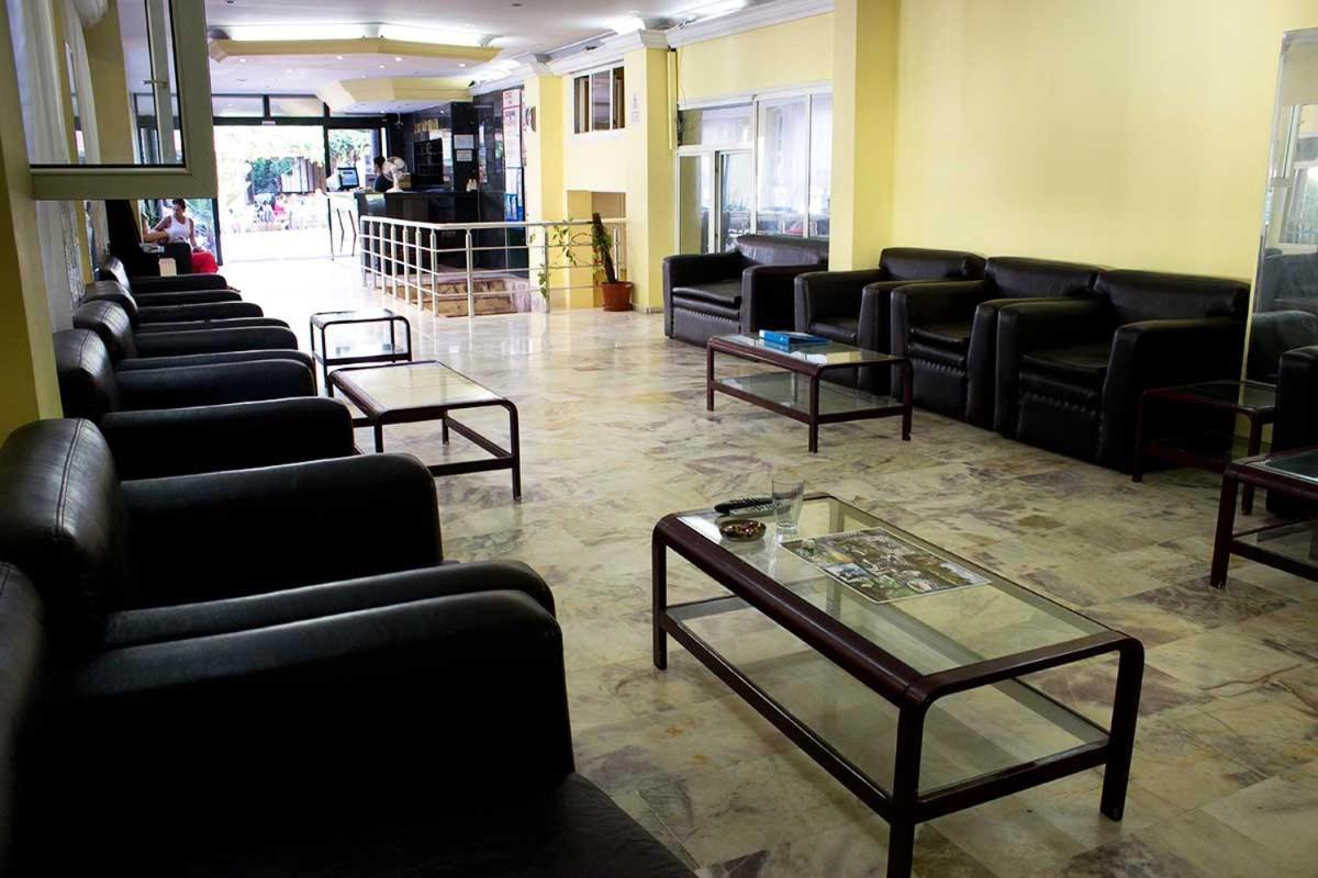 קמר Ares City Hotel מראה חיצוני תמונה