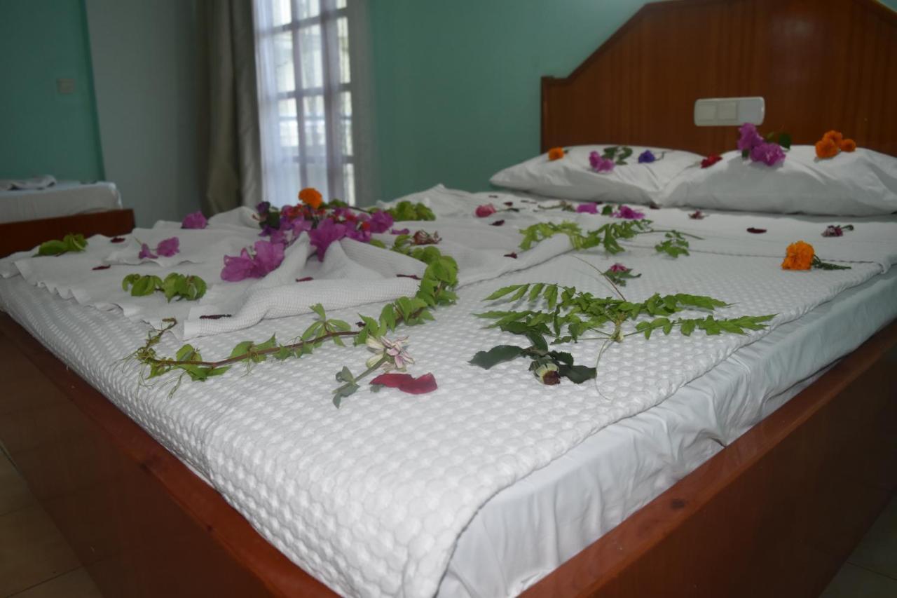 קמר Ares City Hotel מראה חיצוני תמונה