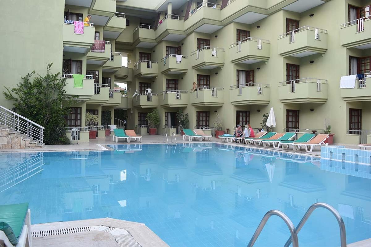 קמר Ares City Hotel מראה חיצוני תמונה