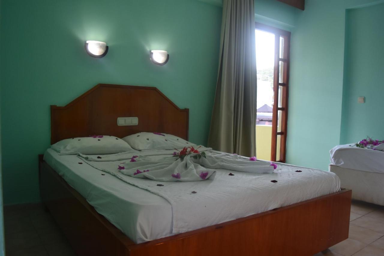קמר Ares City Hotel מראה חיצוני תמונה
