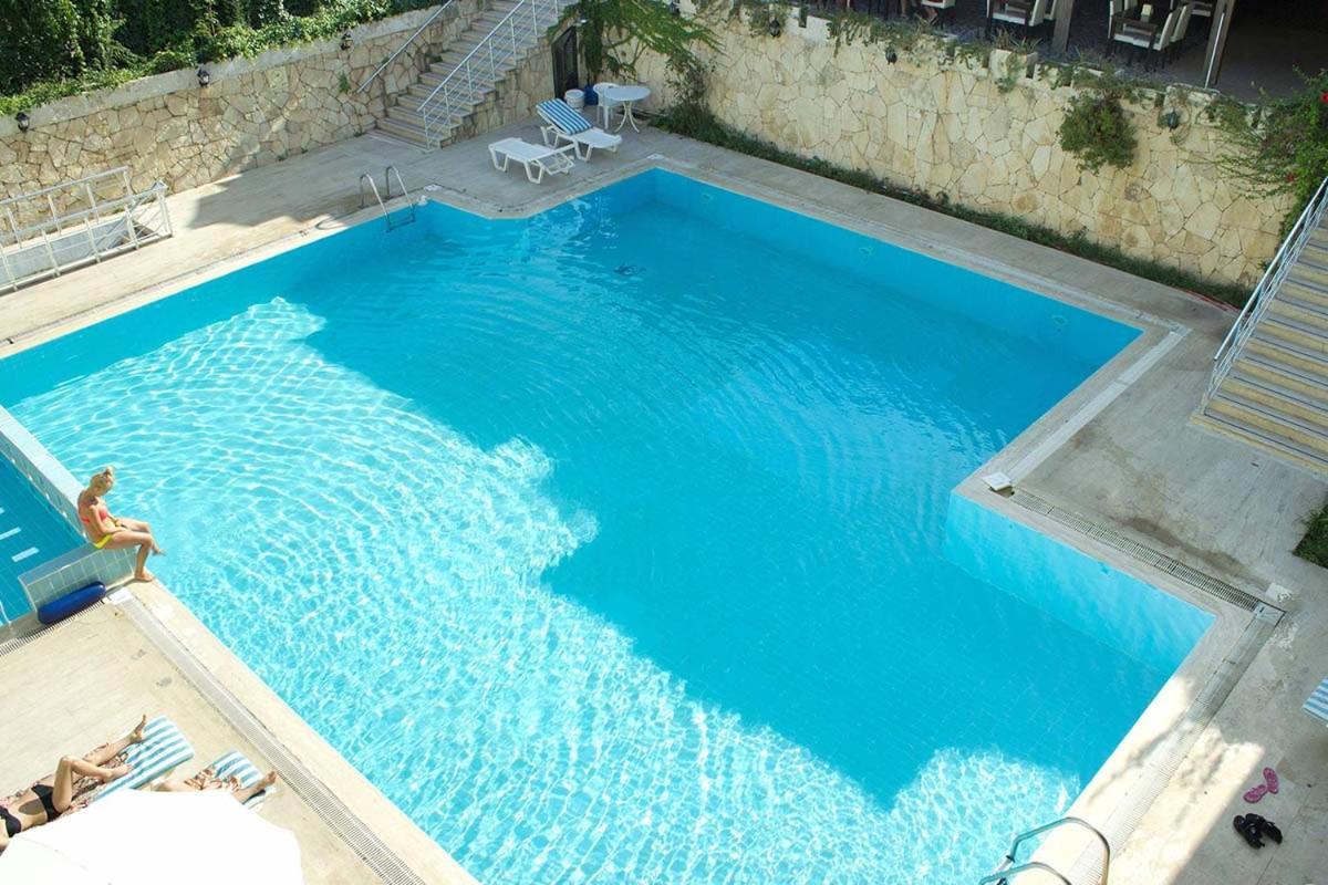 קמר Ares City Hotel מראה חיצוני תמונה
